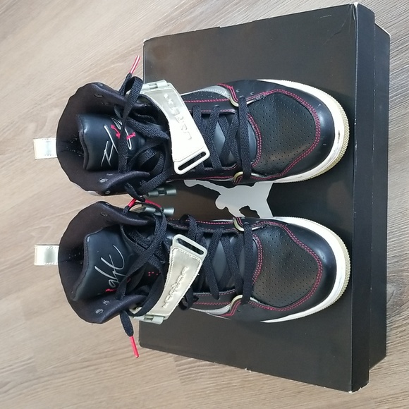 Jordan Flight 45 High Size 10 - Picture 2 of 8